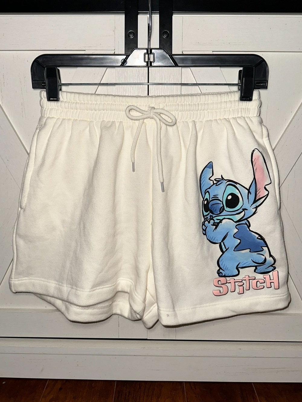 Stitch Graphic White Women's Fleece Shorts with Drawstring